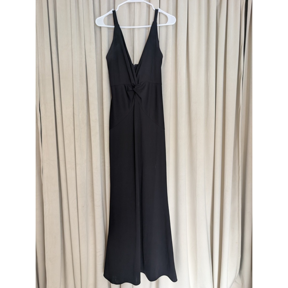 Black Sleeveless V-Neck Maxi Dress with Knot Accent and Zip Closure